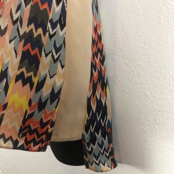 MAEVE Anthro Shirt Grafica Chevron 100% Silk Sz XS - Picture 8 of 11